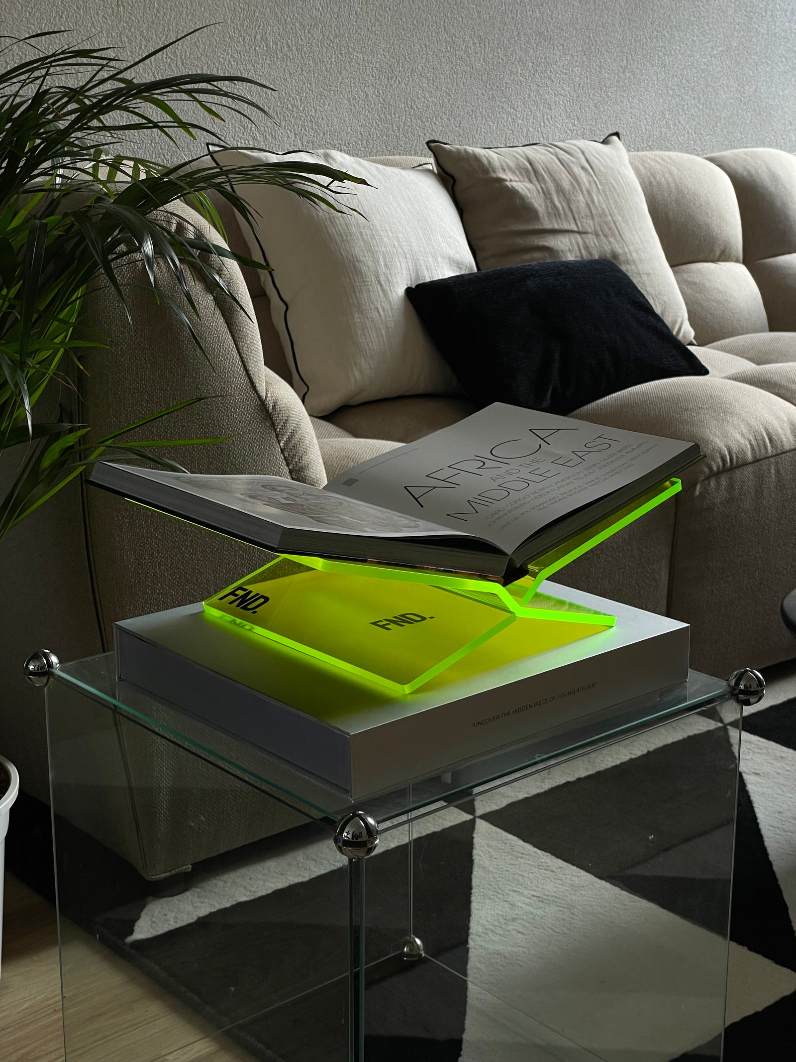 Bookstand - Bright Yellow inspiration 6